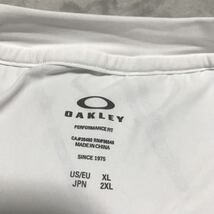 OAKLEY オークリー アンダーシャツ 半袖Ｔシャツ モックネック ホワイト メンズ 2XLサイズ_画像3