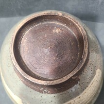 中国古玩？ 青磁 時代物 茶道具 茶碗 高麗青磁 鉢 中国 美術品 古美術品 レトロ アンティーク 花柄 抹茶椀_画像5