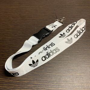 adidas ネックストラップ 新品未使用品