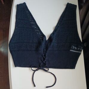 ムルーア MURUA 透かし編みベスト ショートベスト 春夏 ベスト ブラック レース調 オールシーズン 未使用