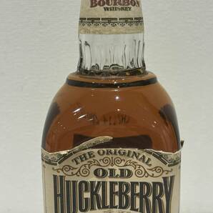 【AMT-10653a】OLD HUCKLEBERRY オールド・ハックルベリー 700ml 40％ 未開封 本体のみ 洋酒 お酒 酒 バーボン ウイスキ アルコールの画像3