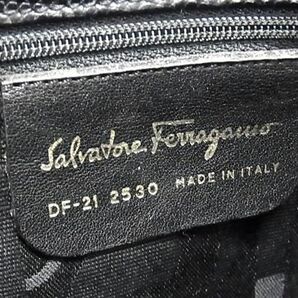 1円 ■美品■ Salvatore Ferragamo フェラガモ DF-21 2530 ヴァラ リザード型押しレザー ショルダーバッグ トート ブラック系 AZ0915の画像6