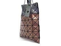 ■美品■ BAO BAO ISSEY MIYAKE バオバオイッセイミヤケ ルーセント PVC ハンドバッグ トートバッグ ゴールド系×パープル系 AZ0574_画像3