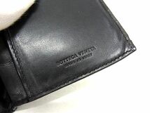 1円 ■美品■ BOTTEGA VENETA ボッテガヴェネタ イントレチャート レザー ニつ折り 長財布 ウォレット 札入れ メンズ ブラック系 FB0289_画像5