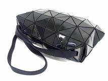 1円 ■美品■ BAO BAO ISSEY MIYAKE バオバオイッセイミヤケ PVC ショルダーバッグ クロスボディ レディース メンズ ブラック系 FA3914_画像3