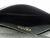 1円 ■極美品■ PRADA プラダ サフィアーノレザー カードケース カード入れ 名刺入れ メンズ レディース ブラック系 AW1890_画像4