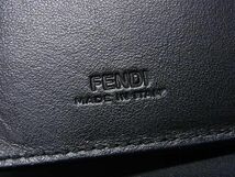 ■美品■ FENDI フェンディ レザー 総柄 iPhoneX/XS 対応 アイフォンケース スマホケース ホワイト系×マルチカラー BF6206_画像5