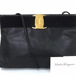 1円 ■美品■ Salvatore Ferragamo フェラガモ D210588 ヴァラ リザード型押しレザー クロスボディ ショルダーバッグ ブラック系 CC2510の画像1