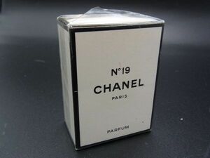 ■新品■未使用■ CHANEL シャネル N°19 パフューム 7ml 香水 フレグランス 化粧品 DE1647