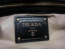 1円 ■美品■ PRADA プラダ レザー チェーン ショルダーバッグ 肩掛け レディース ブラック系 AY1711_画像6