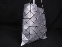 ■極美品■ BAO BAO ISSEY MIYAKE バオバオイッセイミヤケ ルーセント PVC ショルダーバッグ トートバッグ 肩掛け シルバー系 FA7423_画像2