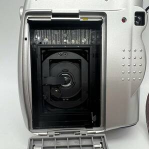 富士フィルム FUJIFILM instax mini 10 チェキ シルバー カメラ 簡易動作確認済み【5193】の画像4