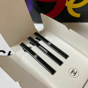 数量限定/【新品】CHANELブラックヘアピンロゴ入り【3本セット】ノベルティ