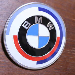 純正品！ BMW 純正 エンブレム 50Years 50周年 82ｍｍ 純正 中古の画像2