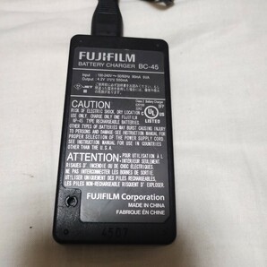 FUJIFILM コンパクトデジタルカメラFINEPIX Z100fdコンデジ デジタルカメラ 充電器 バッテリー3個 撮影OK 古いのでジャンクにての画像9