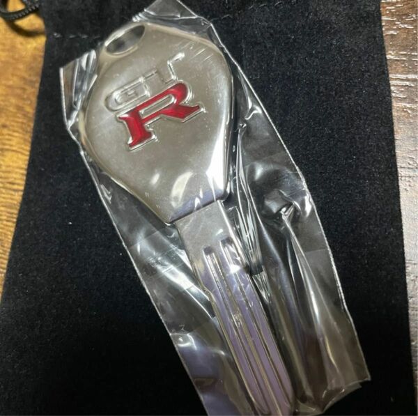 【新品】日産スカイライン GTR ブランクキー 鍵