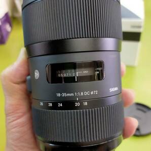 【未使用に近い】SIGMA シグマ 18-35mm F1.8 DC HSM | Art ニコンＦマウント用 使用頻度少なく 防湿庫保管 状態良好の画像6