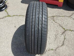 送料無料【YOKOHAMA】ブルーアース　RV-03☆23年製 215/60R17☆9分山//1本[中古タイヤ]ヨコハマ♪タイヤ&ホイール招きモアイ像　長野大橋店