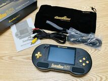 HYPERKIN スパボーイ・ブラック・ゴールド スーパーファミコン 互換機 送料込み！　検索用・レトロゲーム　SFC スーファミ ポータブル_画像2