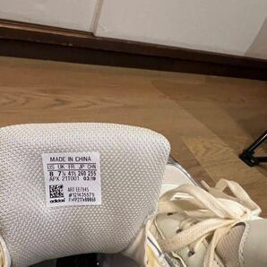 【良品】希少 Adidasスニーカー オズウィーゴ アディダス×ラフシモンズ Cream White シルバーメタリック 箱付きの画像6