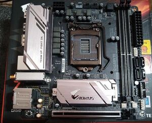 Gigabyte Z390I Aorus Pro WIFI ITX マザーボード