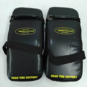 [ used ] body Manufacturers kick mitt car b carbon style KM062 BODYMAKER kickboxing combative sports karate 