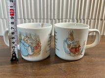 E/13 美品 WEDGWOOD ウエッジウッド ピーターラビット 食器セット 洋皿 マグカップ_画像5