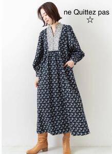 23AW完売品★極美品☆ヌキテパ　花柄ギャザーボリュームスリーブドレス　今期