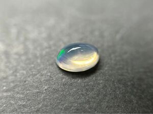 オパール　ルース　0.56ct