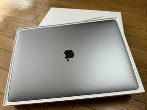 MacBook Pro 2018 15inch 16GB 250MB 