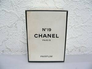 #3853　CHANEL　シャネル　No19　PARFUM　14ml　未開封