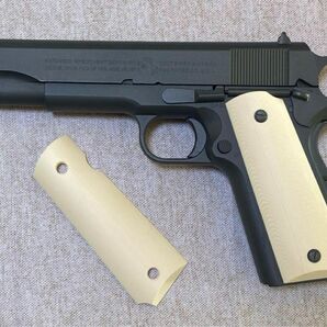 象牙調 コルトガバメント用カスタムグリップ　サバゲー　Colt M1911A1 ★象牙ではありません★ ミリタリー