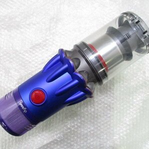 ◎ダイソン dyson V12 detect slim Fluffy SV20 コードレスクリーナー サイクロン掃除機 スタンド/付属品付き 欠品あり w434の画像6