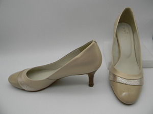 *[ unity ]* leather pumps (24cm) beige 