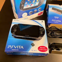 PlayStation Vita本体 3G/Wi-Fiモデル 32GB ボーナスパック （PSVITA本体 PCHJ-10005/クリスタルブラック)_画像3