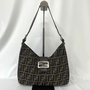 【F0409】FENDI フェンディ ズッカ柄 ワンショルダー 肩掛け FFロゴ ブラウン 26569