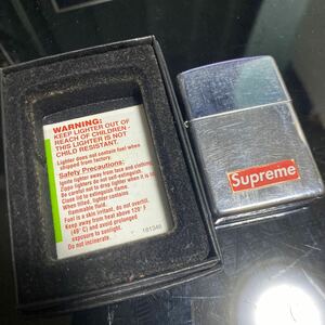 Supreme Zippo