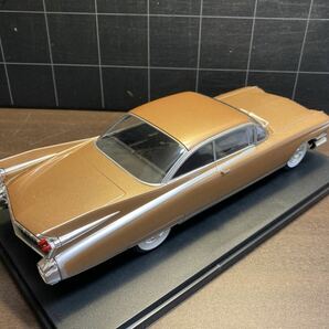 1/24 Cadillac Eldoradoキャデラック エルドラド Whitebox ミニカー 完成品の画像3