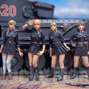 ミリタリー フィギュア 1/35 女性兵士 4体セット セクシー ミニスカ かわいい 樹脂 アーミー 女性 未塗装 未組立 ミニチュア ジオラマ p755の画像1