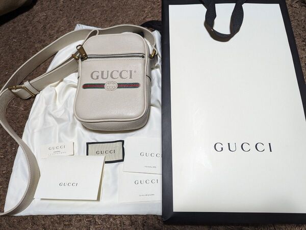 GUCCI ミニショルダーバッグ オフホワイト