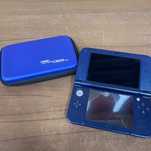 UTt247 【簡易動作確認済み】 任天堂 Nintendo ニンテンドー Newニンテンドー3DS LL ゲー厶機 本体 RED-001 メタリックブルー ケース付きの画像1