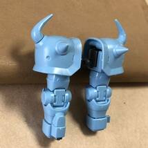 HGUC 1/144 グフカスタム　両腕　① ガンプラ　模型　プラモデル　ガンダム　ザク　グフ　ドム　ジャンク　パーツ HG_画像2