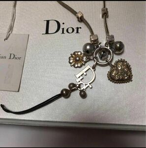 Dior ディオール クリスチャン・ディオール フォンストラップチャーム ハート 花 フラワーモチーフ Diorロゴ 喜平チェーン