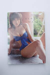 ★新品未開封★ 熊田曜子　写真集「BERUANG MANIS」2004年