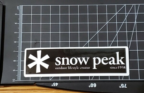 snowPeak スノーピーク キャンプステッカー 防水ステッカー シール 登山 キャンプ用品 3枚同時購入でランダムでステッカー1枚プレゼント