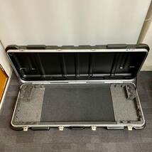 ● 1円～売切 SKB 61鍵 キーボード用ハードケース ホイール付き ATA KEYBOARD CASE W/WHEELS ●_画像6