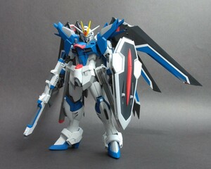 HG 1/144 ライジングフリーダムガンダム　全塗装完成品