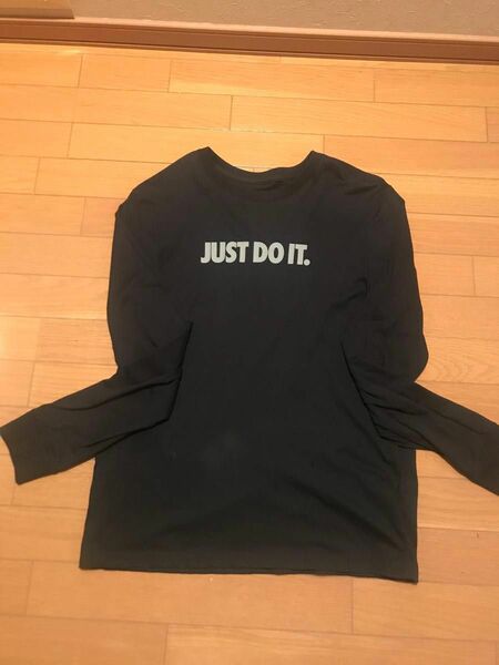 【3日以内発送】NIKE ロングTシャツ （JUST DO IT）