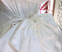 純白タケミブライダル高級ウエディングドレス9号11号13号15号M~3Lサイズ大きいサイズアンティークドレス舞台衣装_画像10