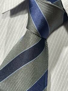  almost unused "HUGO BOSS" Hugo Boss stripe brand necktie 404163